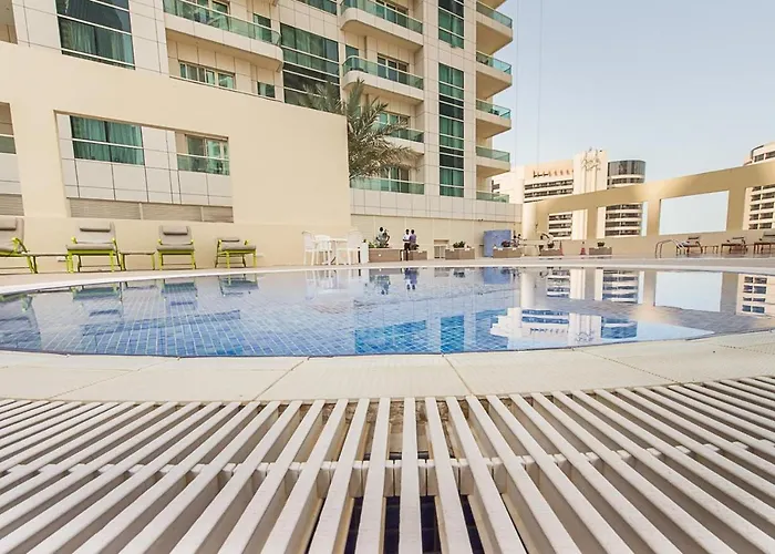 Modern Studio At Royal Oceanic Jbr By Deluxe Holiday Homes